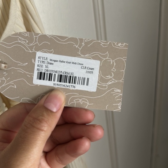 Morgan Halter Knit Midi Dress - Picture 10 of 10